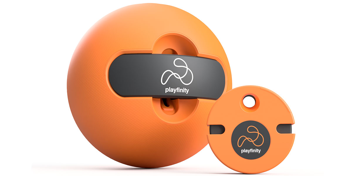 Playfinity består av en liten «datamaskin» full av avanserte sensorer. Denne kan plasseres inn i en ball – for eksempel.